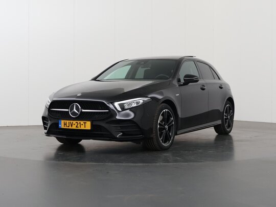 Mercedes-Benz A-Klasse 250 e AMG Line