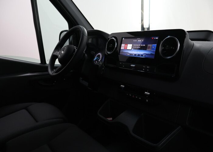 Mercedes-Benz eSprinter 414 GB L2 H2 PRO | 81 kWh | 4250 GVW |