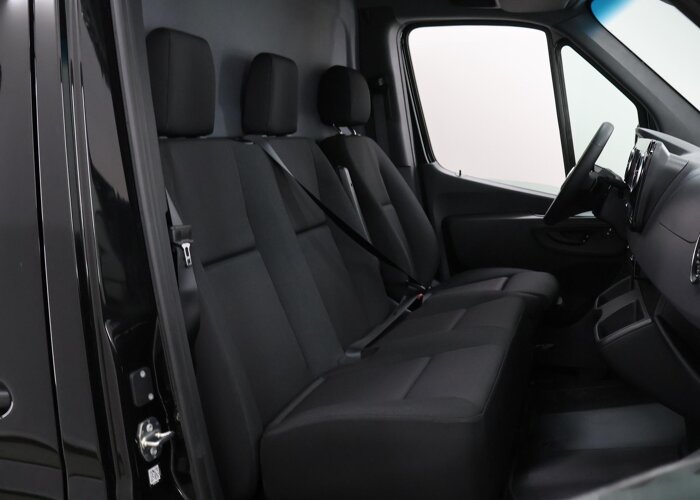 Mercedes-Benz eSprinter 414 GB L2 H2 PRO | 81 kWh | 4250 GVW |