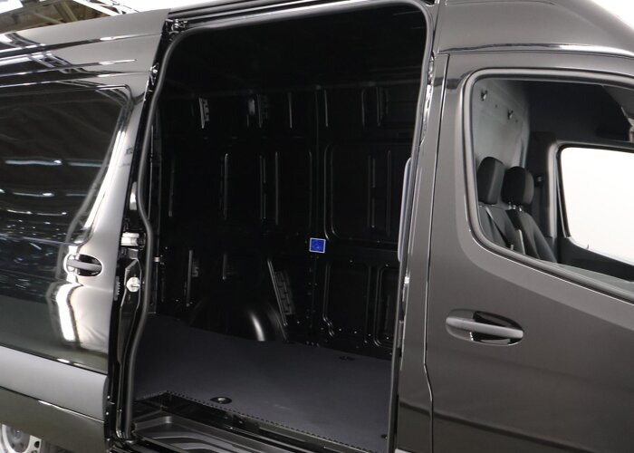 Mercedes-Benz eSprinter 414 GB L2 H2 PRO | 81 kWh | 4250 GVW |