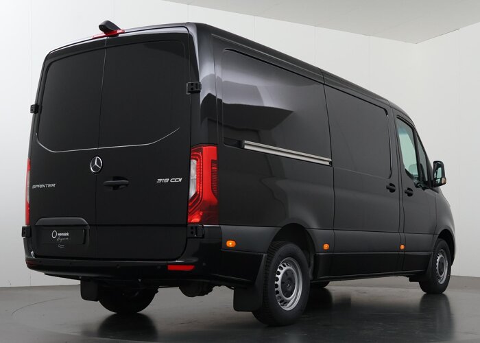 Mercedes-Benz Sprinter 319 CDI L2 H1 RWD Select