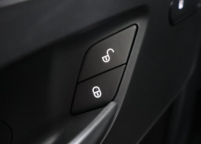 Mercedes-Benz Sprinter 319 CDI L2 H1 RWD Select