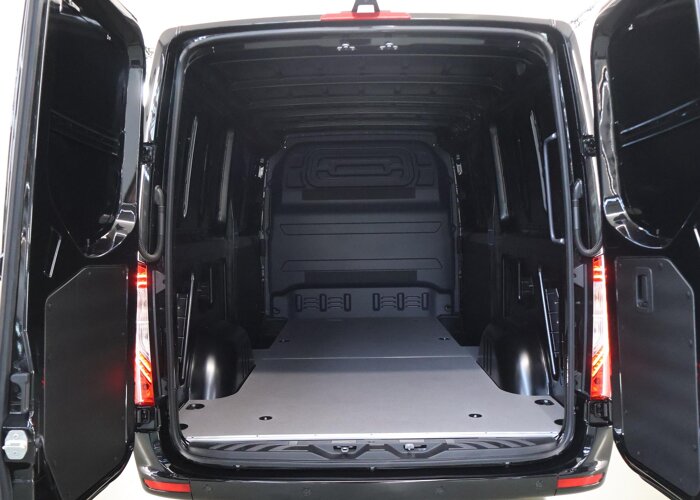 Mercedes-Benz Sprinter 319 CDI L2 H1 RWD Select