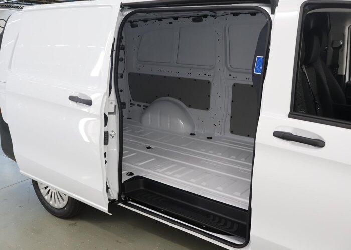 Mercedes-Benz Vito Bestelwagen 110 CDI L2 Pro