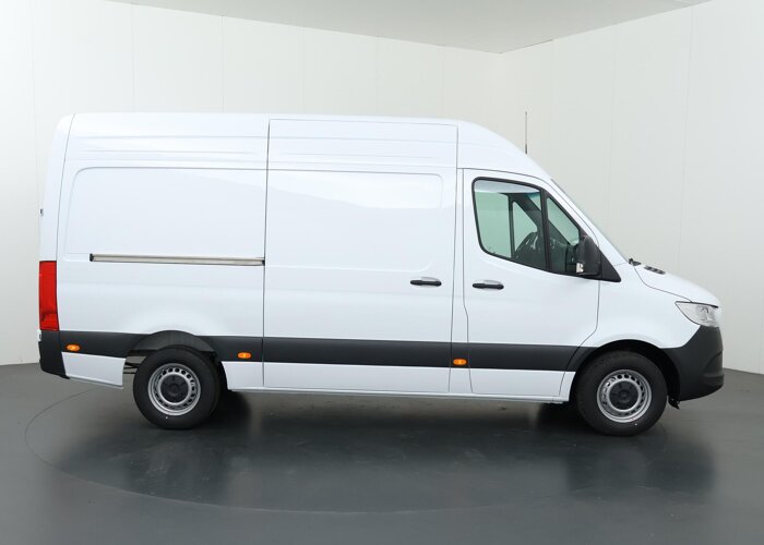 Mercedes-Benz Sprinter 317 CDI | L2 H2 | Aut. | RWD | PRO |