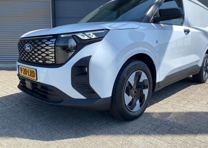 Ford E-Transit Courier Trend 44 kWh