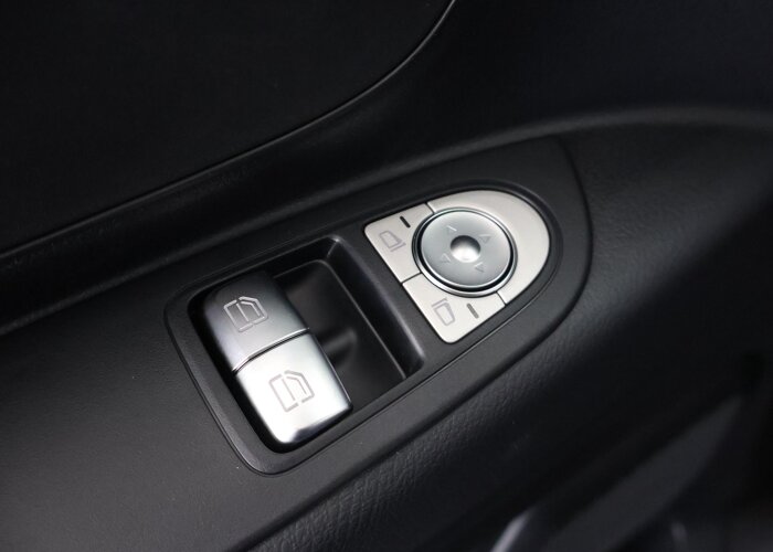 Mercedes-Benz EVITO TOURER 129 PRO L2 90 kWh | 8-PERSOONS