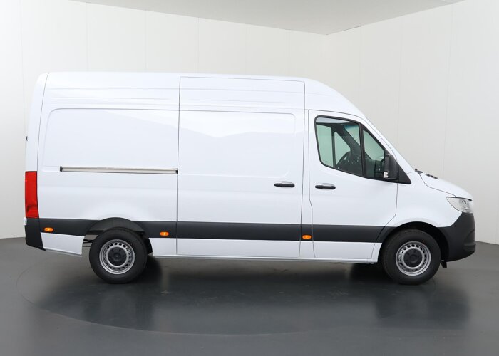 Mercedes-Benz Sprinter 315 | Aut. | L2 H2 | RWD | PRO | 3500 KG. AHW