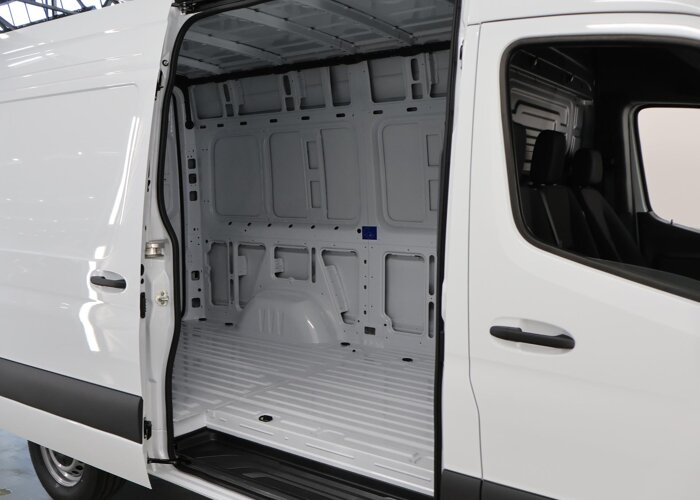 Mercedes-Benz Sprinter 315 | Aut. | L2 H2 | RWD | PRO | 3500 KG. AHW