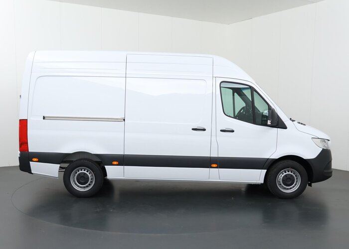 Mercedes-Benz Sprinter 317 CDI | L2 H2 | Aut. | RWD | PRO |