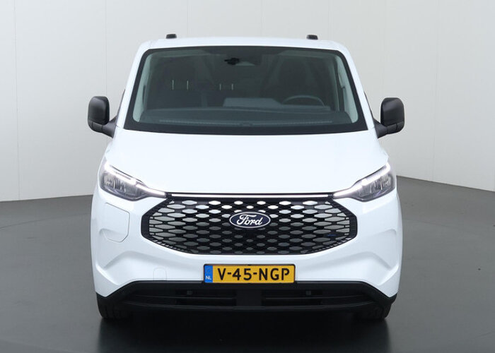 Ford E-Transit Custom 320 | L1 H1 | Trend | 65 kWh | 2300 KG. AHW |