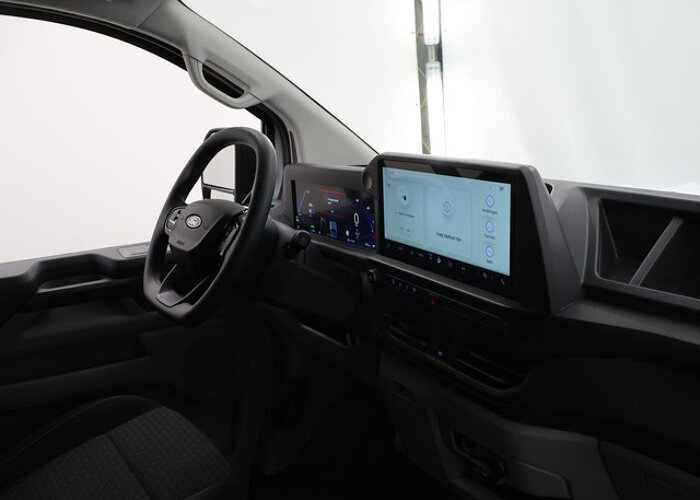 Ford E-Transit Custom 320 | L1 H1 | Trend | 65 kWh | 2300 KG. AHW |