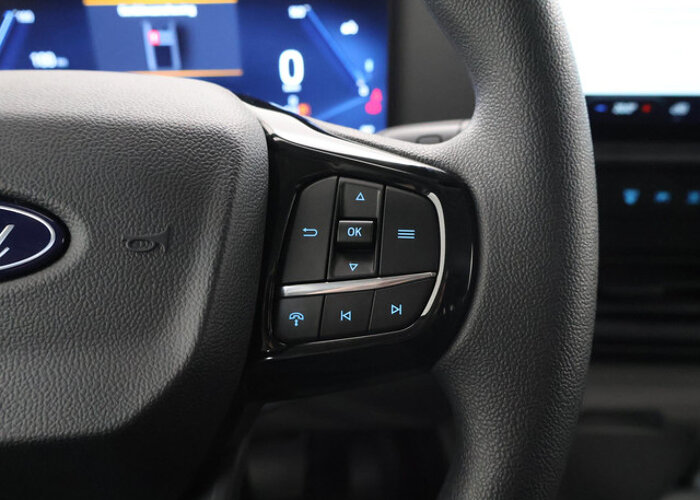 Ford E-Transit Custom 320 | L1 H1 | Trend | 65 kWh | 2300 KG. AHW |