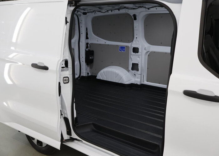 Ford E-Transit Custom 320 | L1 H1 | Trend | 65 kWh | 2300 KG. AHW |