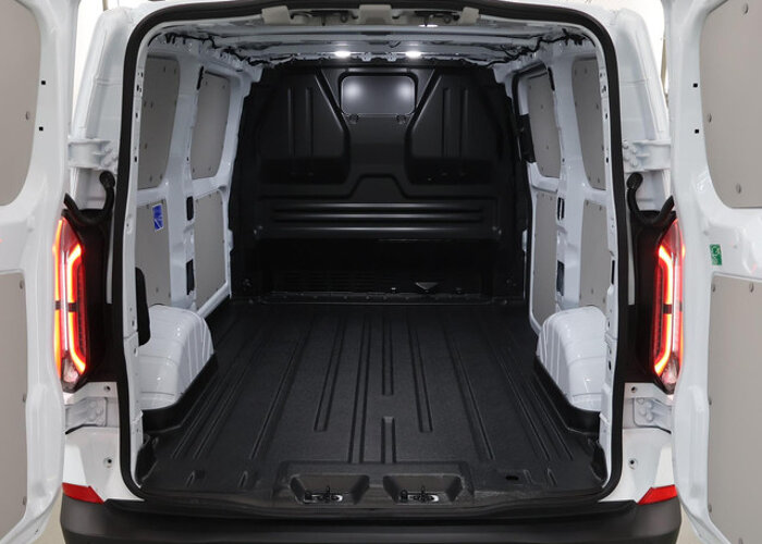 Ford E-Transit Custom 320 | L1 H1 | Trend | 65 kWh | 2300 KG. AHW |