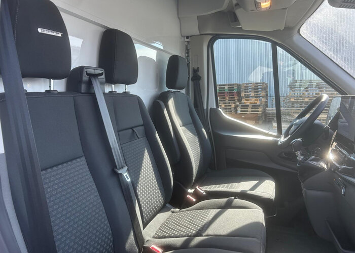 Ford Transit 350 2.0 TDCI L4H1 Trend Skeletal
