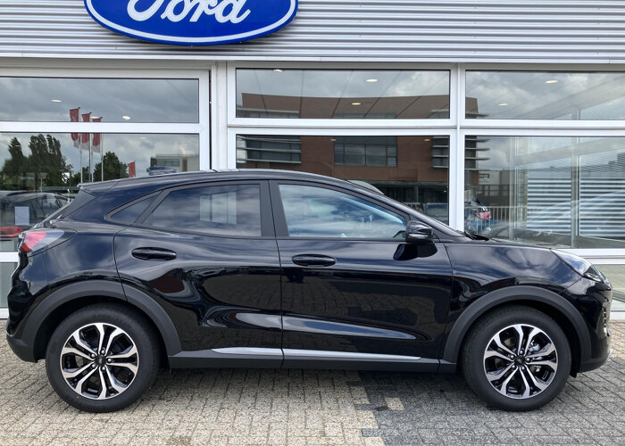 Ford Puma 1.0 EcoBoost Hybrid Titanium