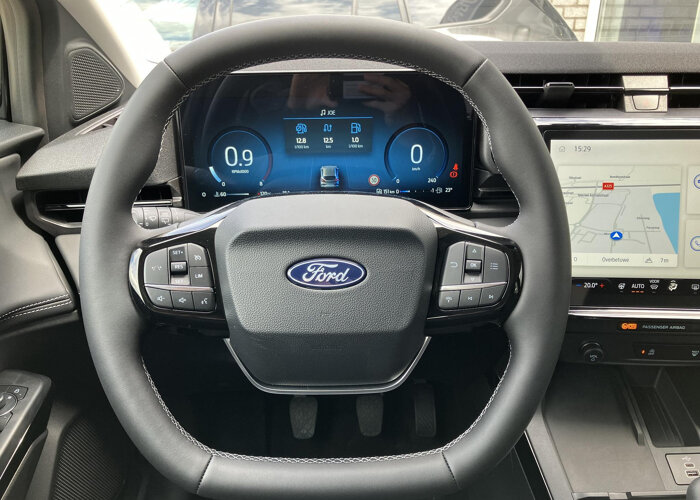 Ford Puma 1.0 EcoBoost Hybrid Titanium