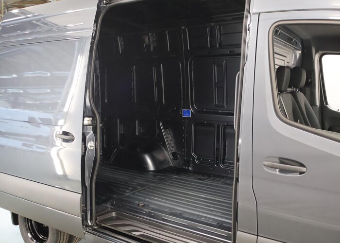 Mercedes-Benz Sprinter 519 CDI L2 H2 Select | 5.0 T | 5000 GVW | N2 |