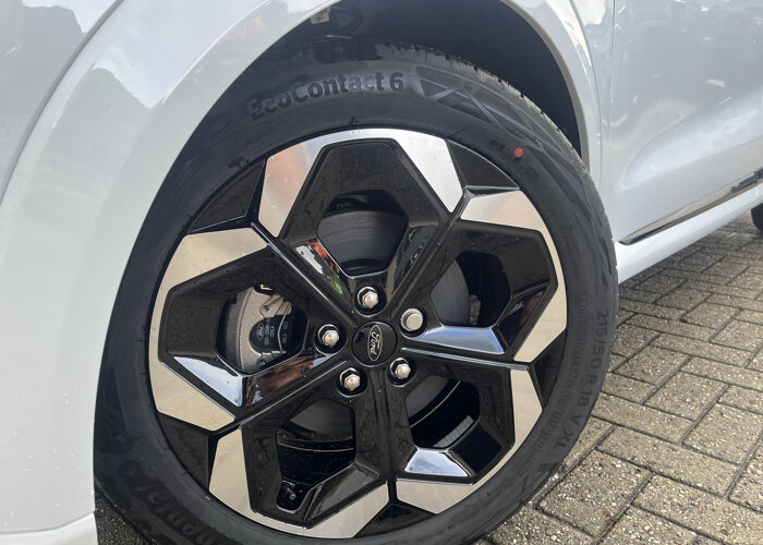 Ford Puma Gen-E Premium 44 kWh