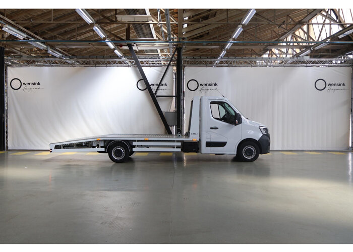 Renault Master T35 2.3 dCi 165 PK L3 OPRIJWAGEN |