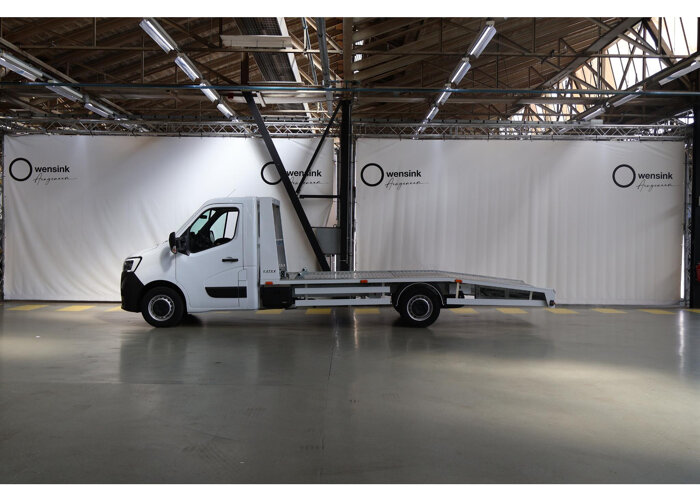 Renault Master T35 2.3 dCi 165 PK L3 OPRIJWAGEN |