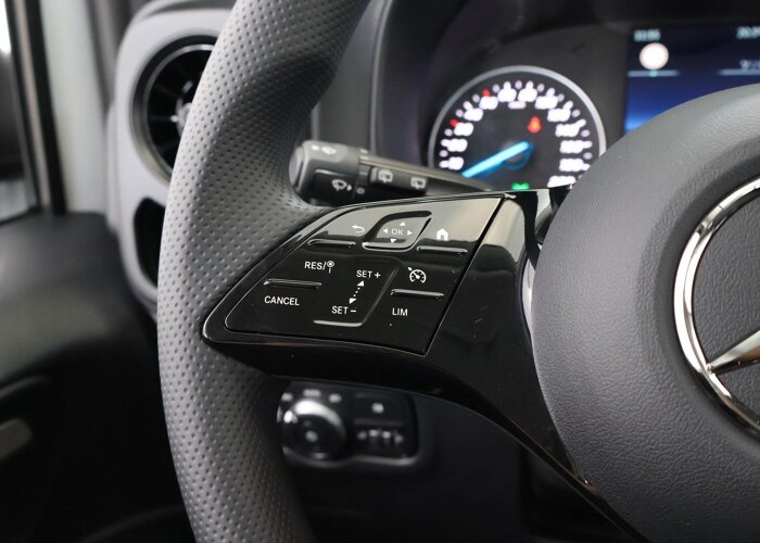 Mercedes-Benz EVITO TOURER 129 L2 PRO 90kWh | 8-PERSOONS