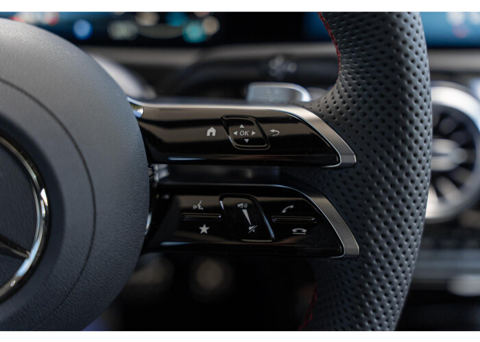 Mercedes-Benz A-Klasse 180 Business Solution AMG