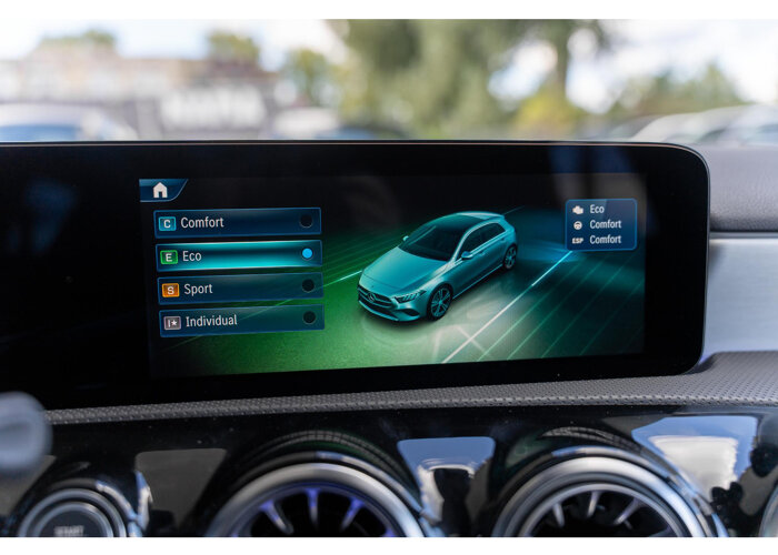 Mercedes-Benz A-Klasse 180 Business Solution AMG