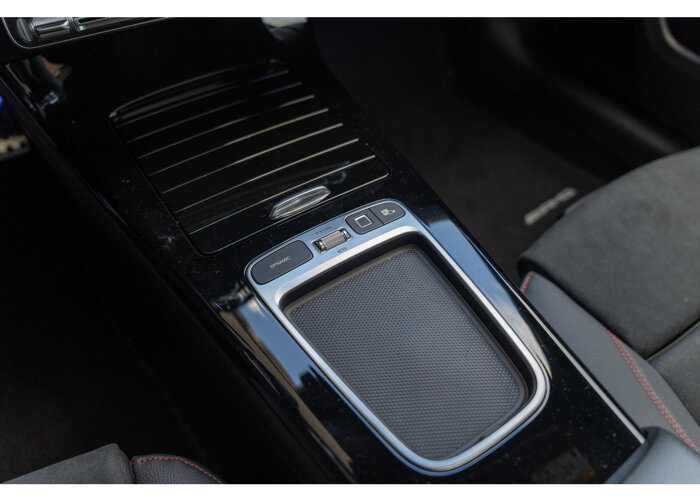 Mercedes-Benz A-Klasse 180 Business Solution AMG