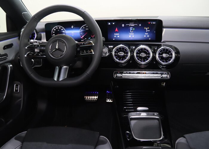Mercedes-Benz CLA-Klasse Shooting Brake 180 Business Solution AMG
