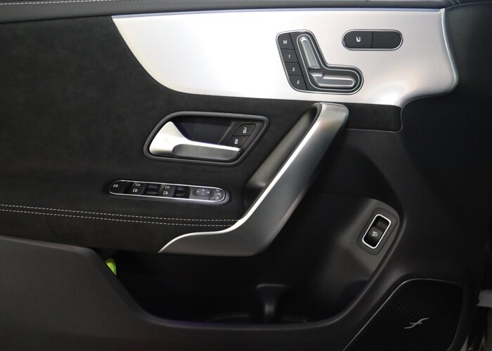 Mercedes-Benz CLA-Klasse Shooting Brake 180 Business Solution AMG