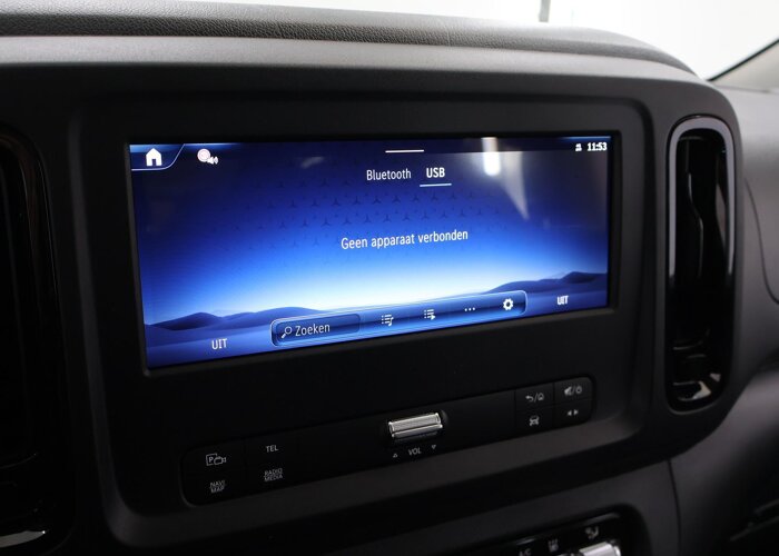 Mercedes-Benz EVITO TOURER 129 L2 PRO 90kWh | 8-PERSOONS