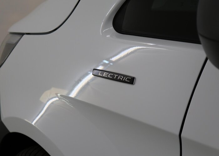 Mercedes-Benz EVITO TOURER 129 L2 PRO 90kWh | 8-PERSOONS