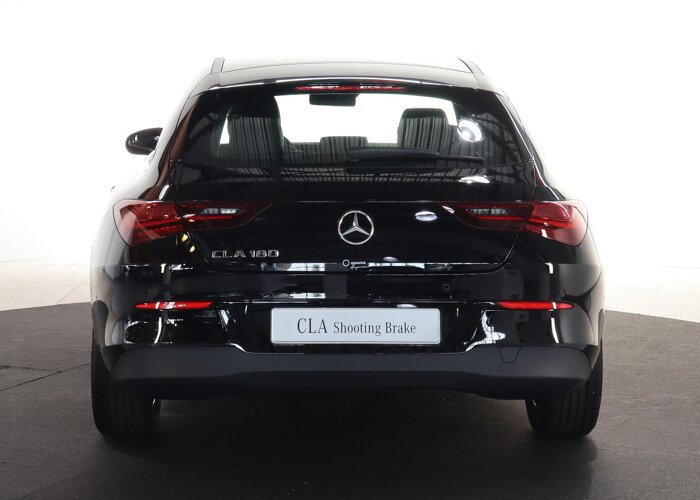 Mercedes-Benz CLA-Klasse Shooting Brake 180 Star Edition LIMITED