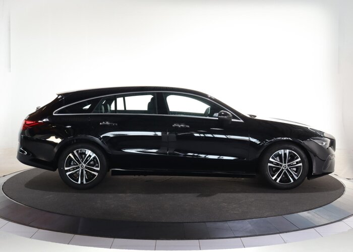 Mercedes-Benz CLA-Klasse Shooting Brake 180 Star Edition LIMITED