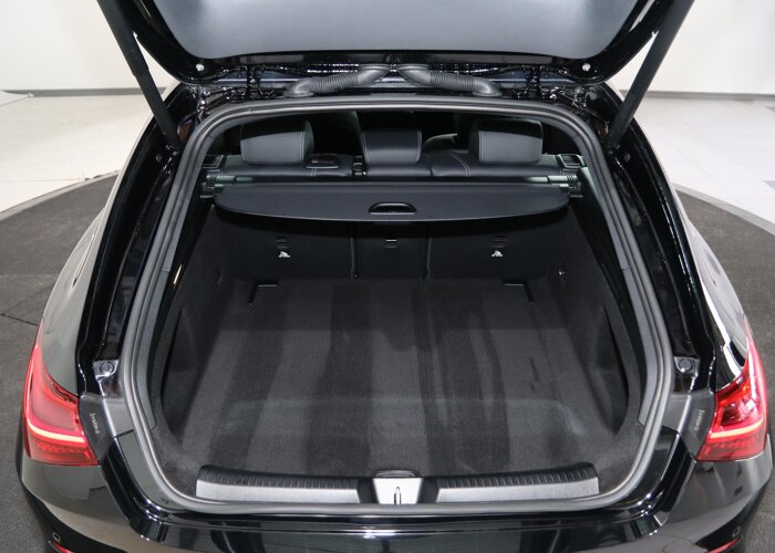 Mercedes-Benz CLA-Klasse Shooting Brake 180 Star Edition LIMITED