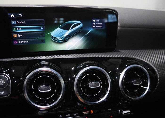 Mercedes-Benz CLA-Klasse Shooting Brake 180 Star Edition LIMITED
