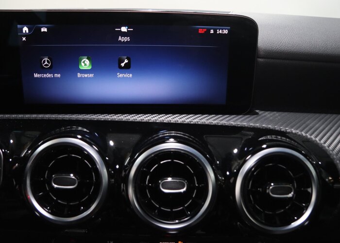 Mercedes-Benz CLA-Klasse Shooting Brake 180 Star Edition LIMITED