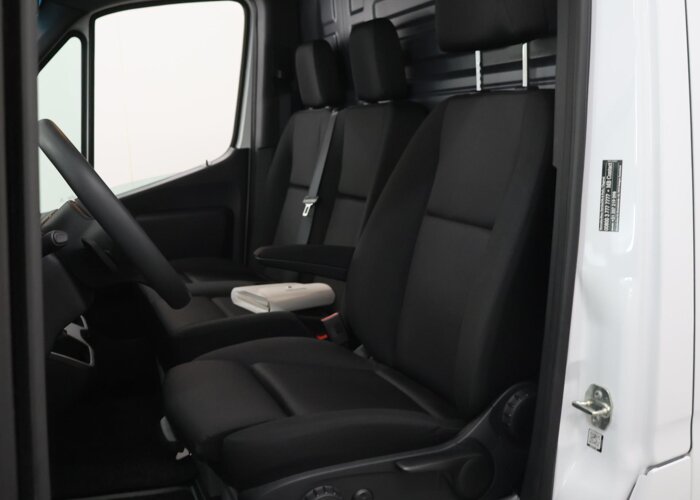 Mercedes-Benz eSprinter 414 L2 H2 RWD PRO 81kWh |