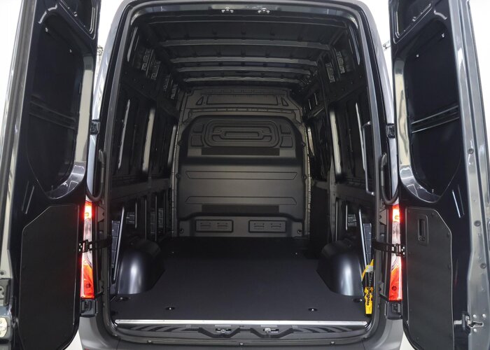 Mercedes-Benz eSprinter 414 GB L2 H2 PRO | 81 kWh | 4250 GVW |