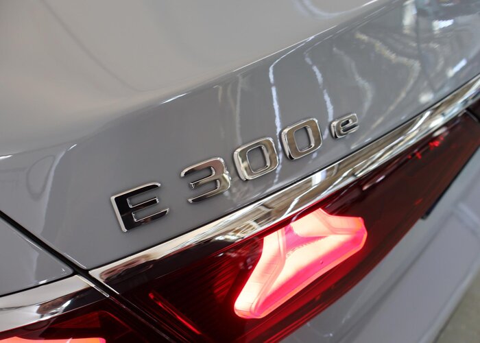 Mercedes-Benz E-Klasse 300e Sport Edition