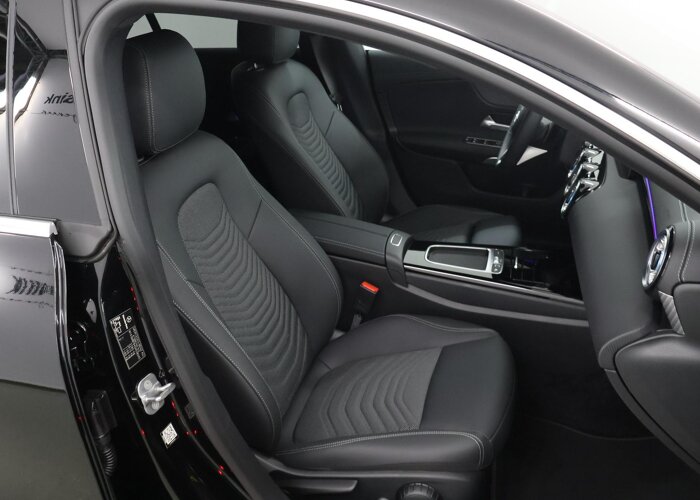 Mercedes-Benz CLA-Klasse 180 Shooting Brake Star Edition Luxury Line