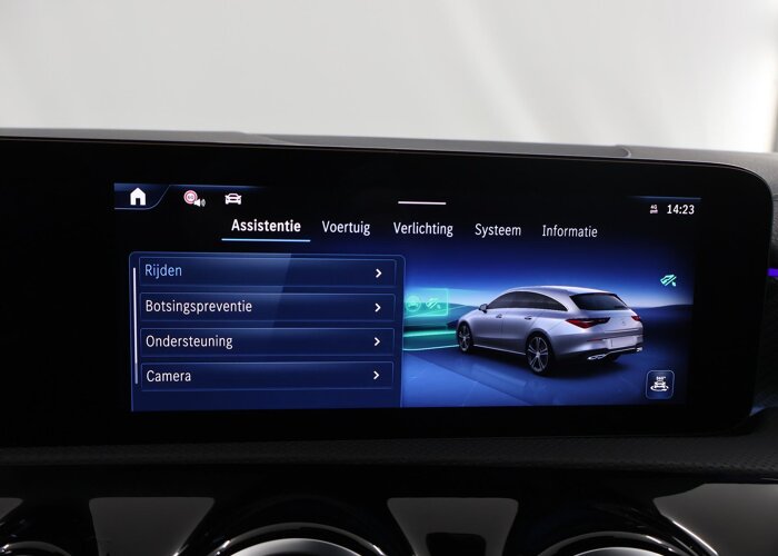 Mercedes-Benz CLA-Klasse 180 Shooting Brake Star Edition Luxury Line