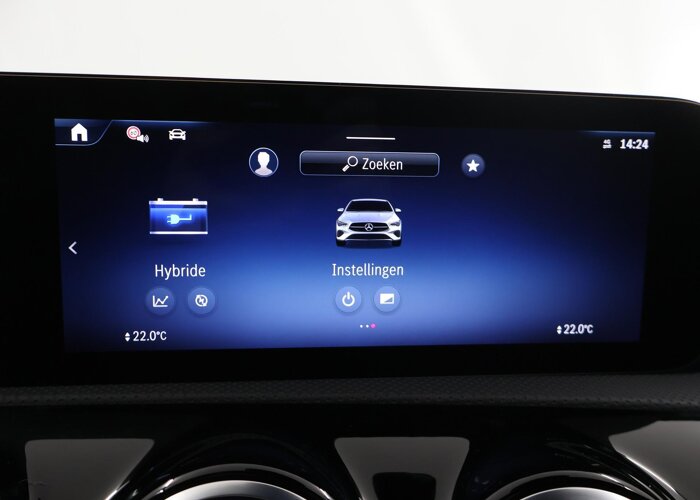 Mercedes-Benz CLA-Klasse 180 Shooting Brake Star Edition Luxury Line