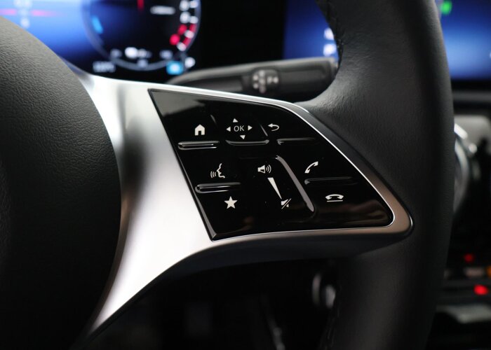 Mercedes-Benz CLA-Klasse 180 Shooting Brake Star Edition Luxury Line