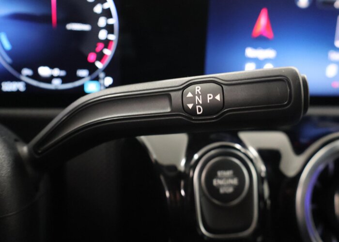 Mercedes-Benz CLA-Klasse 180 Shooting Brake Star Edition Luxury Line
