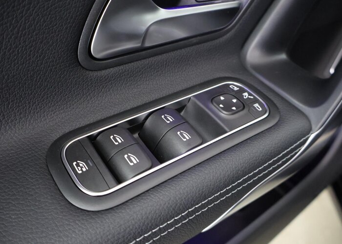Mercedes-Benz CLA-Klasse 180 Shooting Brake Star Edition Luxury Line