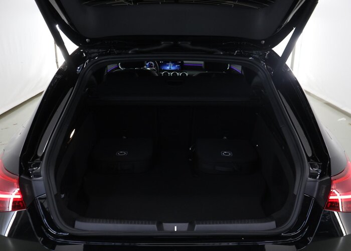Mercedes-Benz CLA-Klasse 180 Shooting Brake Star Edition Luxury Line