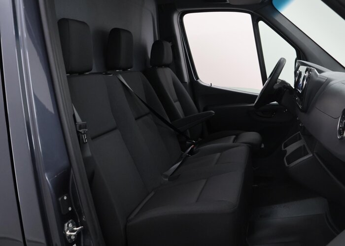 Mercedes-Benz eSprinter 314 L2 H2 RWD PRO 81kWh |